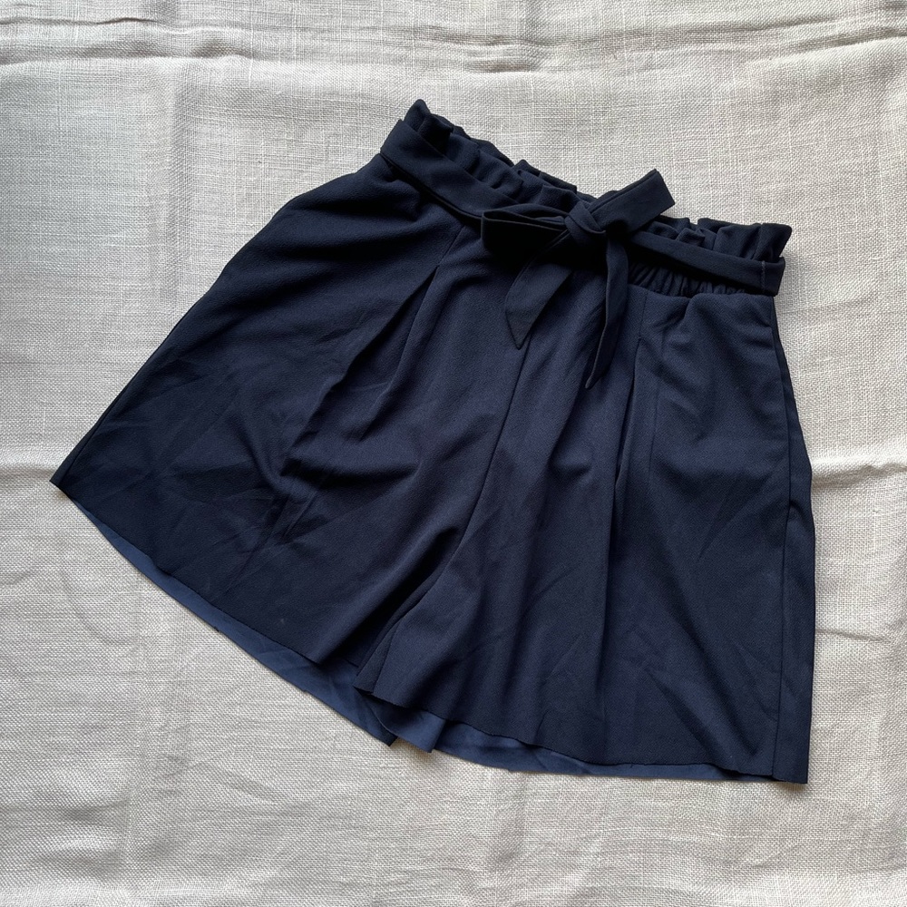 Navy Blue Shorts, paper waist by ONLY - Picture 1 of 4